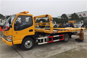 上街区哪里有拖车服务