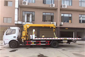 上街区附近汽车轮胎更换