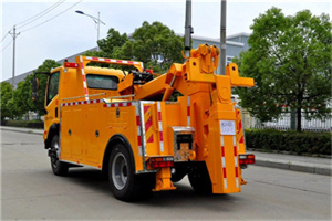 上街区高速路拖车费